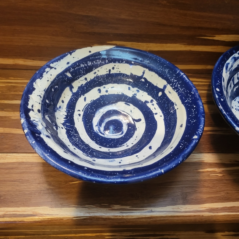 Studio Pottery Signed Hand Thrown Pair of Bowls - Picture 2 of 7